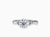 Exquisite Luminescence Round Shape Brilliant Cut Diamond Unique Solitaire Ring