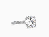 Dazzling Round Shape Brilliant Cut Diamond Side Prong Set Multi Stone Solitaire Ring